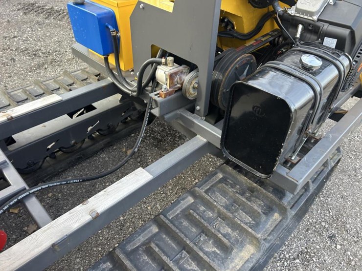 #2714-•-*unused*-3-ton-mini-dump-truck---tracked,-gas-image-8