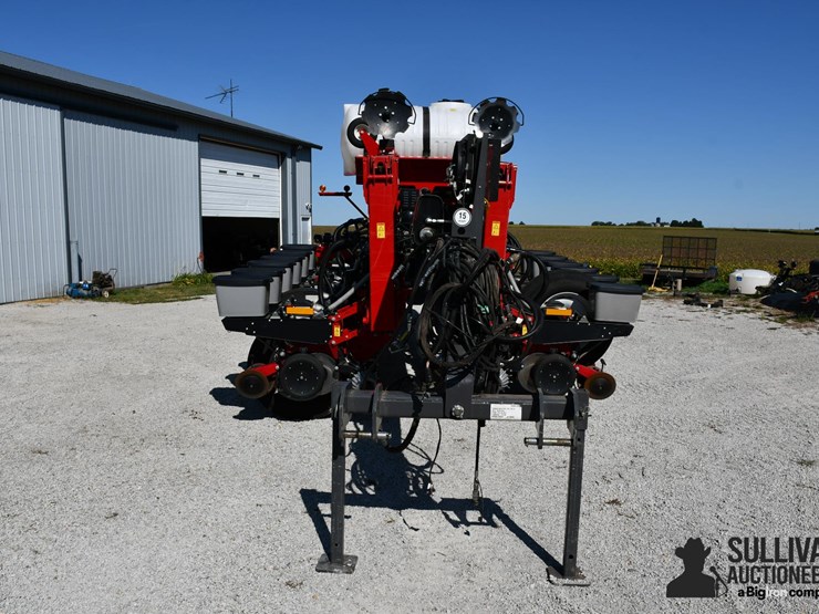 2019-massey-ferguson-9800ve-simply-advanced-ii-16r30-planter-image-2