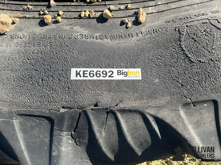 taurus-300/95r46-tires-on-8-bolt-rims-image-10