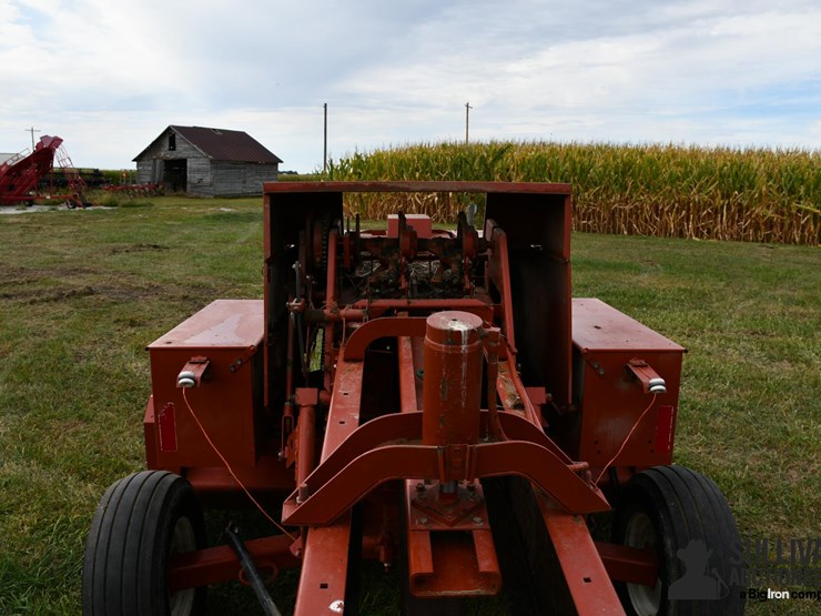 1993-hesston-4590-image-18
