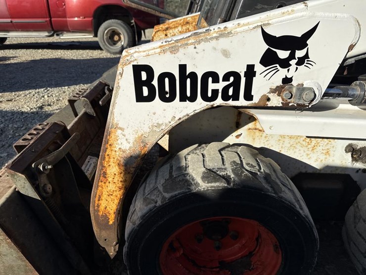 2015-bobcat-s70-image-18