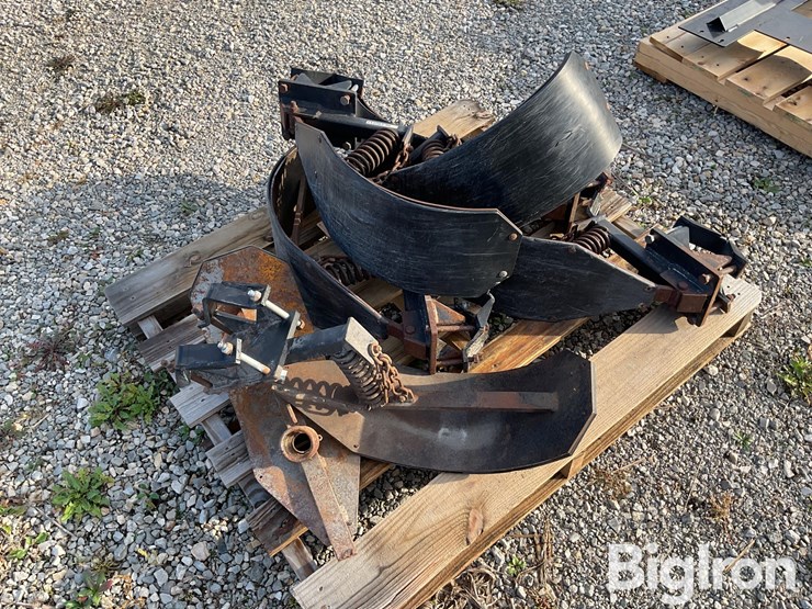 corn-head-stalk-stompers-image-7