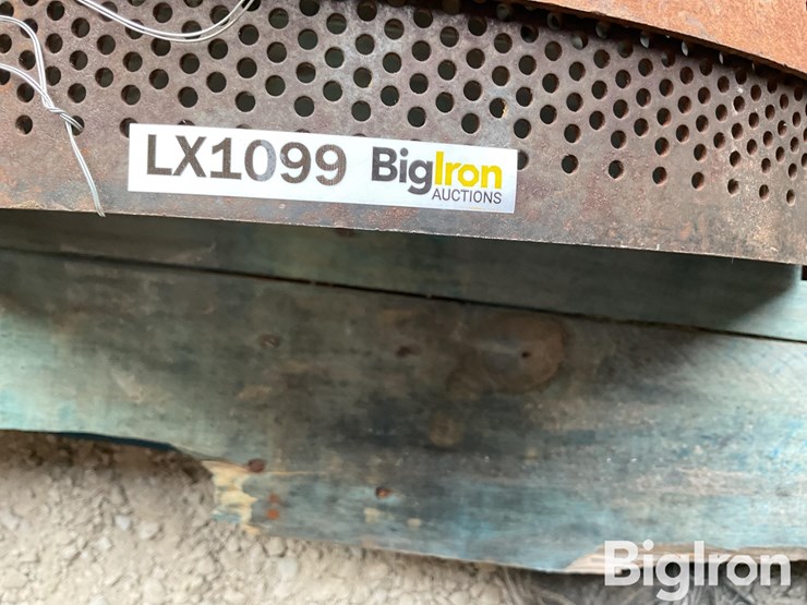 new-holland-352-image-12