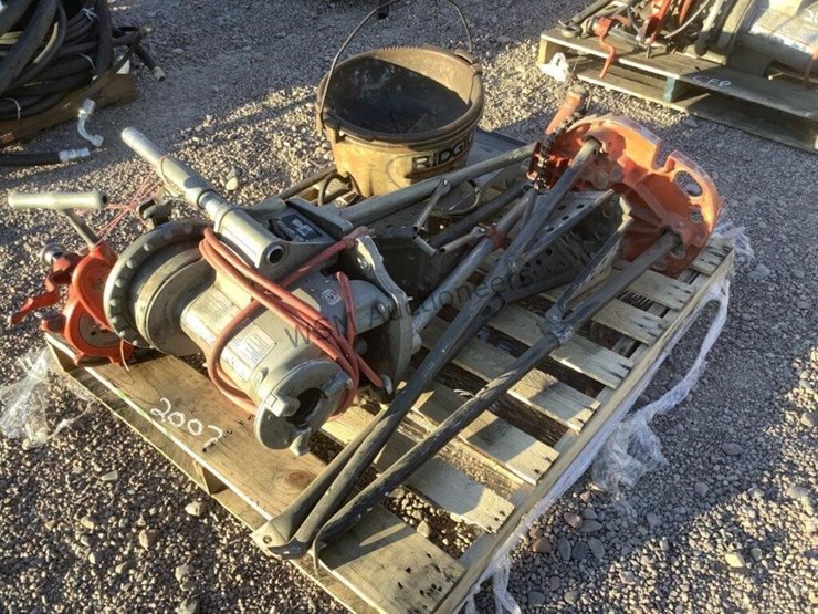 rigid-300-t2-pipe-threader-image-1