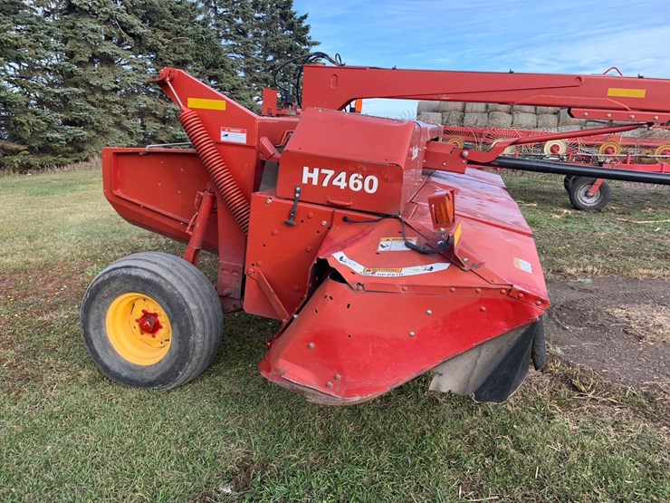 2011-new-holland-h7460-image-5