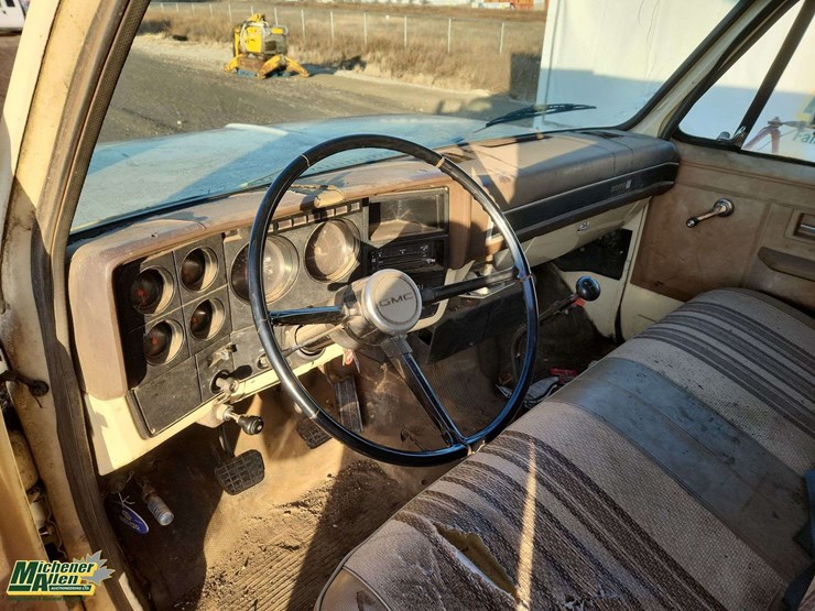 1991-gmc-7000-image-13