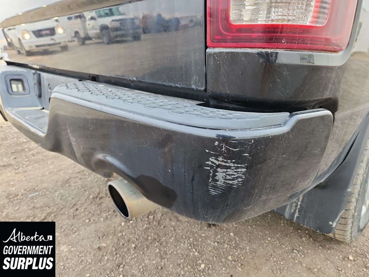 2017-dodge-1500-image-36