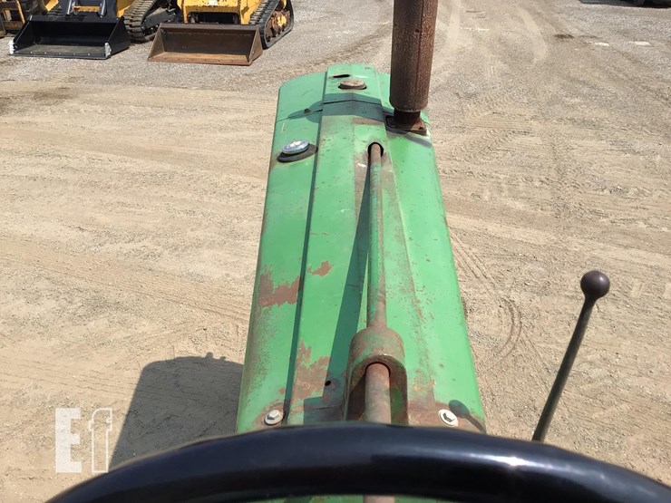 1957-john-deere-620-image-10