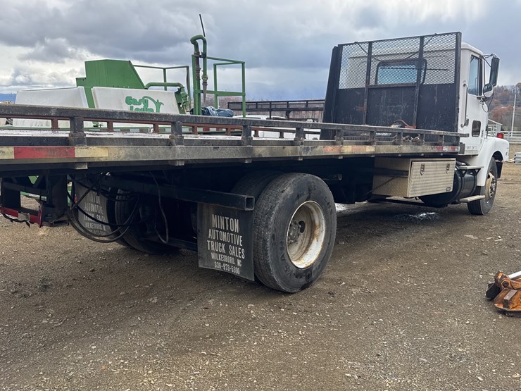 1993-white-270-image-3