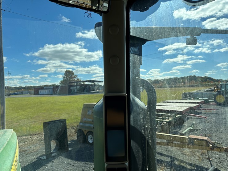 #32570-•-2012-john-deere-9360r-4x4-articulating-tractor-1rw9360rkep011018-image-72