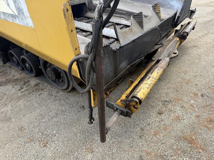 caterpillar-ap-1055f-image-41