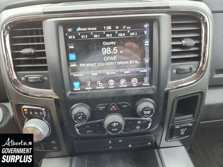 2017-dodge-1500-image-18