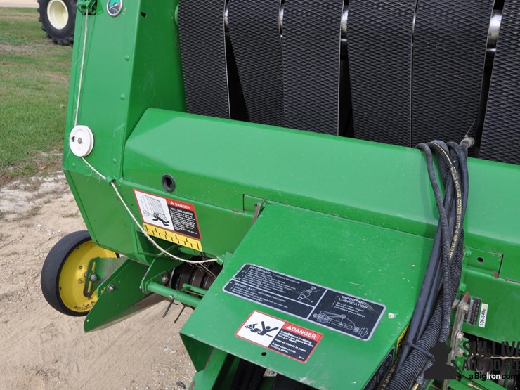 2002-john-deere-567-image-13