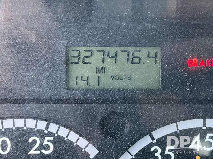 2015-trinity-tank-image-57