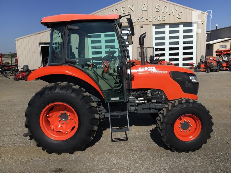 2015-kubota-m7060-image-3