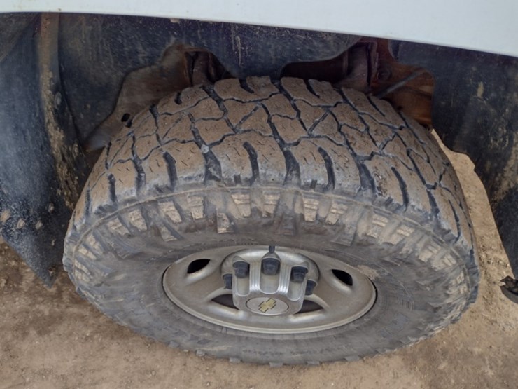 09-chevy-truck^title^-(qea-4045)-image-17