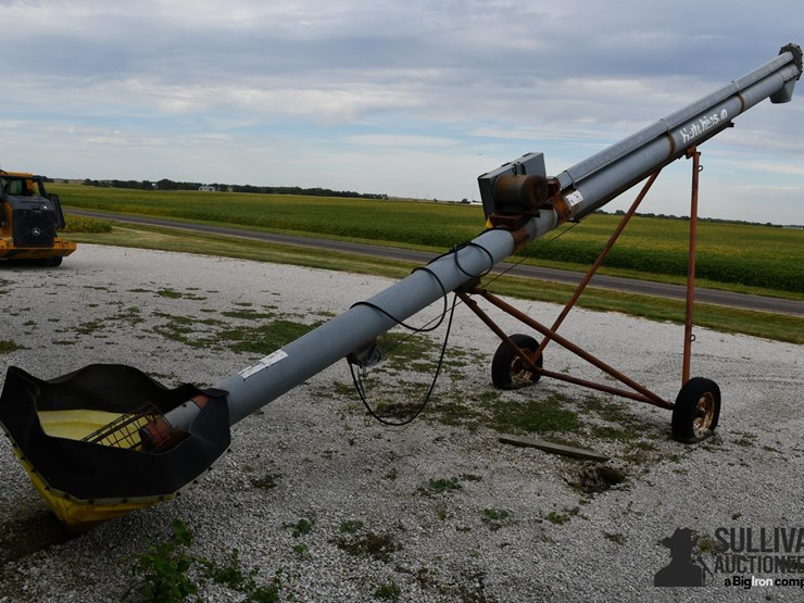 hutchinson-century-8"x30'-truck-auger-image-1