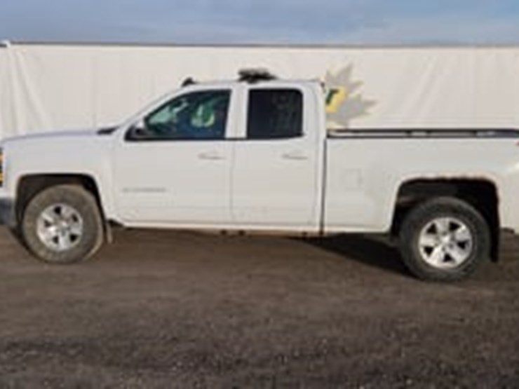 2015-chevrolet-silverado-1500-image-9