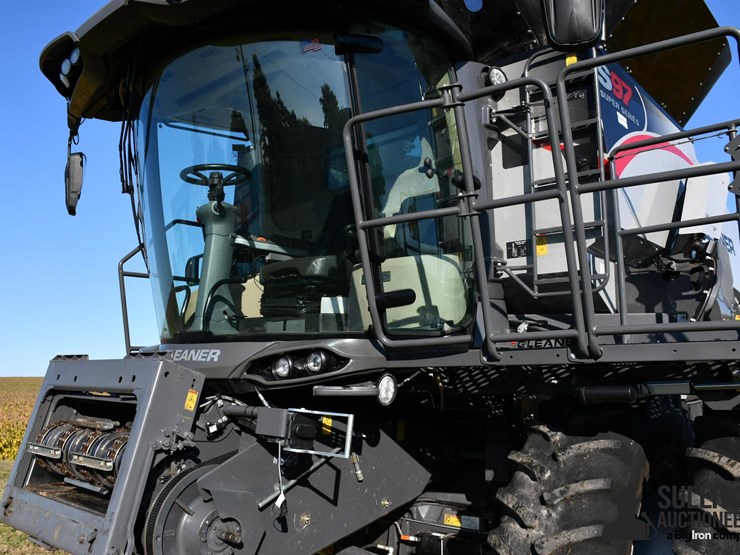 2020-gleaner-s97-image-14