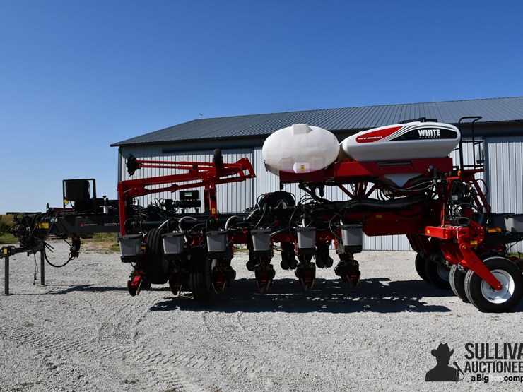 2019-massey-ferguson-9800ve-simply-advanced-ii-16r30-planter-image-8