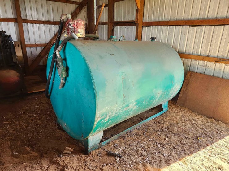 500-gal.-fuel-tank-w/pump-image-1