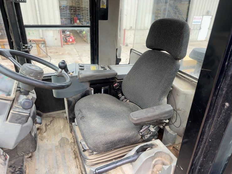 2008-caterpillar-938h-image-20