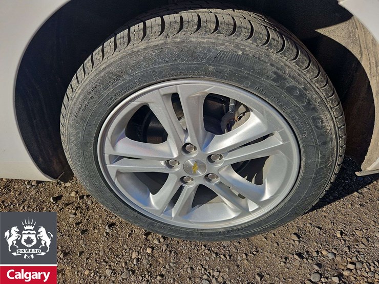 2018-chevrolet-cruze-lt-4dr-hatchback-image-9