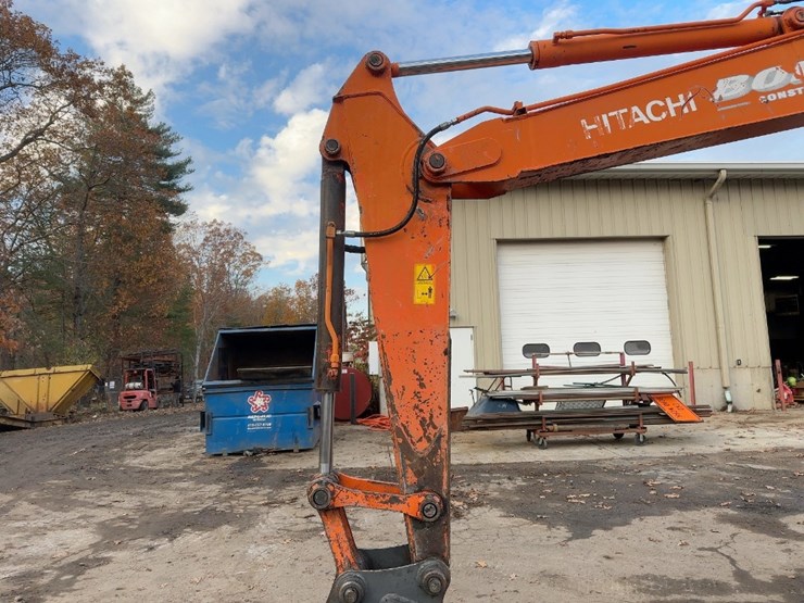 hitachi-zx75us-image-14