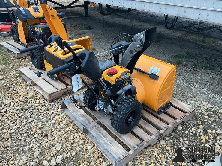 cub-cadet-2x-24ip-24”-walk-behind-snow-blower-image-5