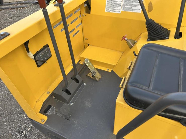 #2714-•-*unused*-3-ton-mini-dump-truck---tracked,-gas-image-11