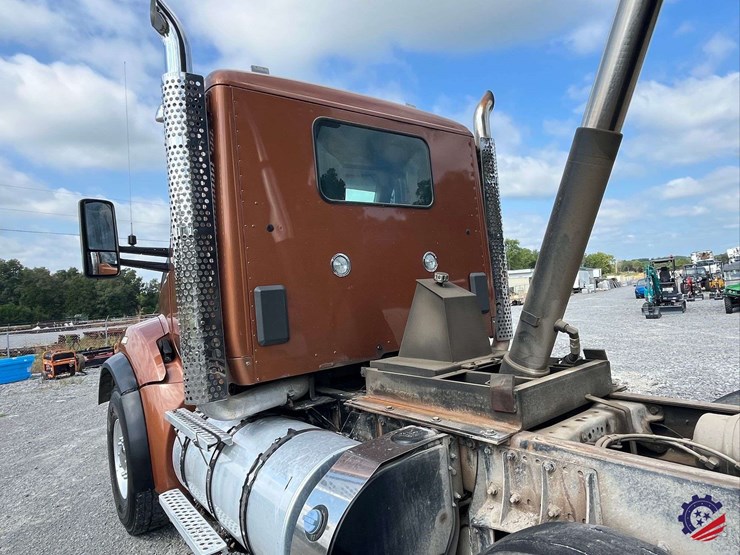 2016-kenworth-t880-image-72