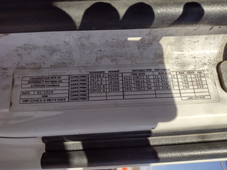 21-peterbilt-water-truck^title^-(qea-4053)-image-7