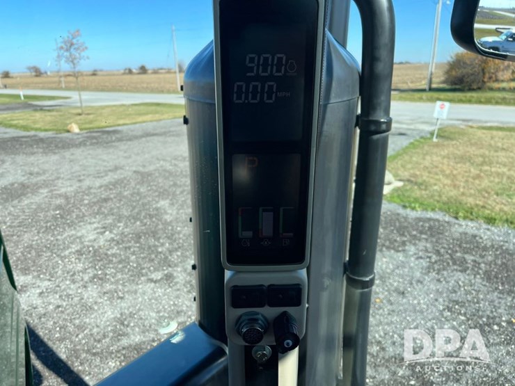 2014-john-deere-9560rt-image-70