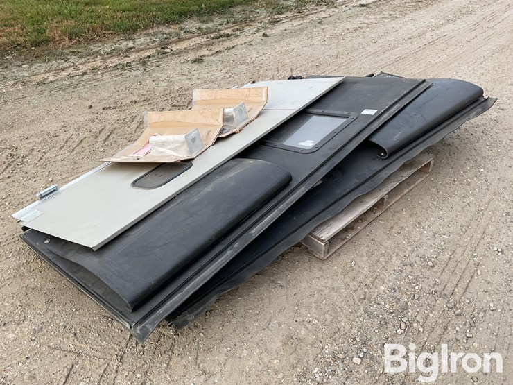 swinging-industrial-doors-image-3