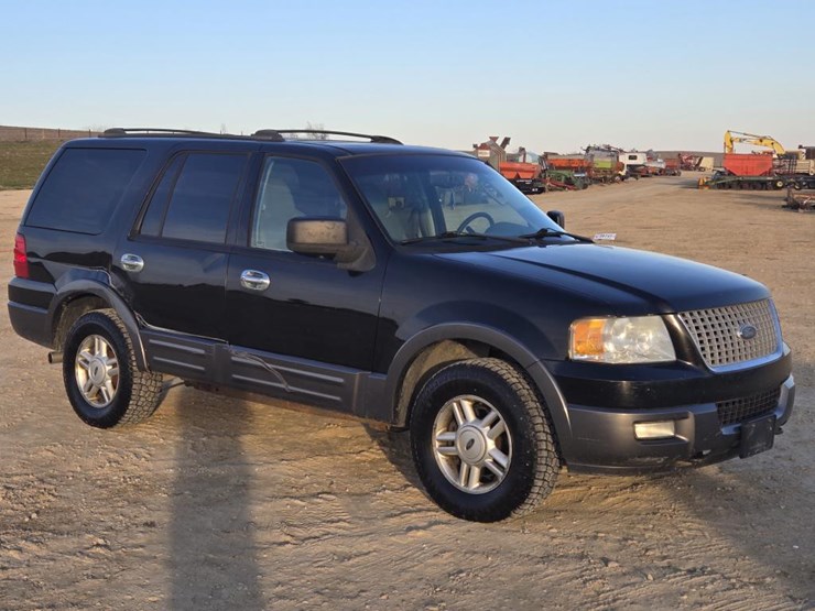 2004-ford-expedition-image-20