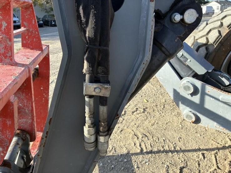 2018-skyjack-sj1056-image-7