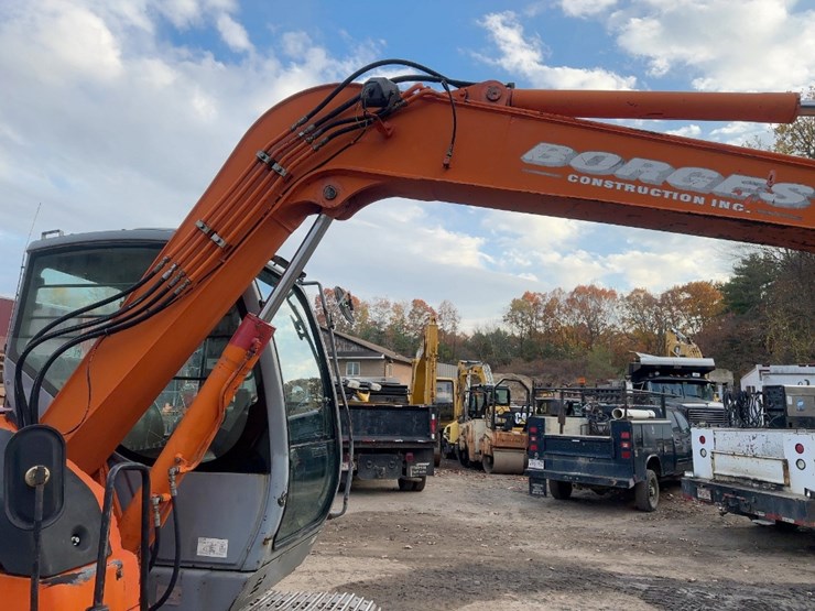 hitachi-zx75us-image-11