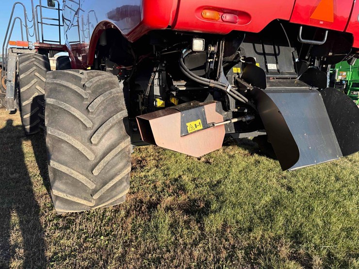 2013-case-8230-afx-combine-image-25