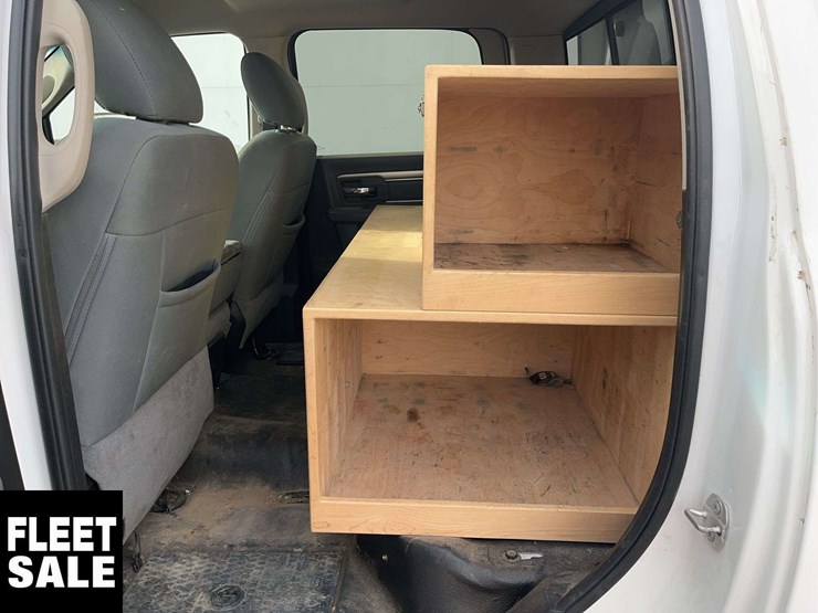 2018-dodge-2500-image-15