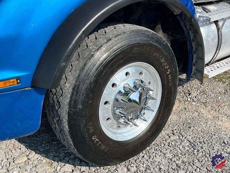 2016-kenworth-t880-image-6