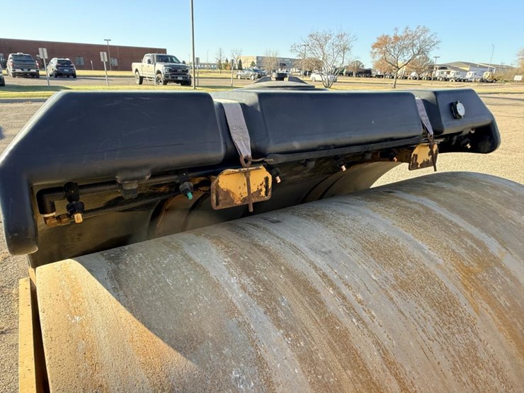 1992-caterpillar-cs-423e-image-24