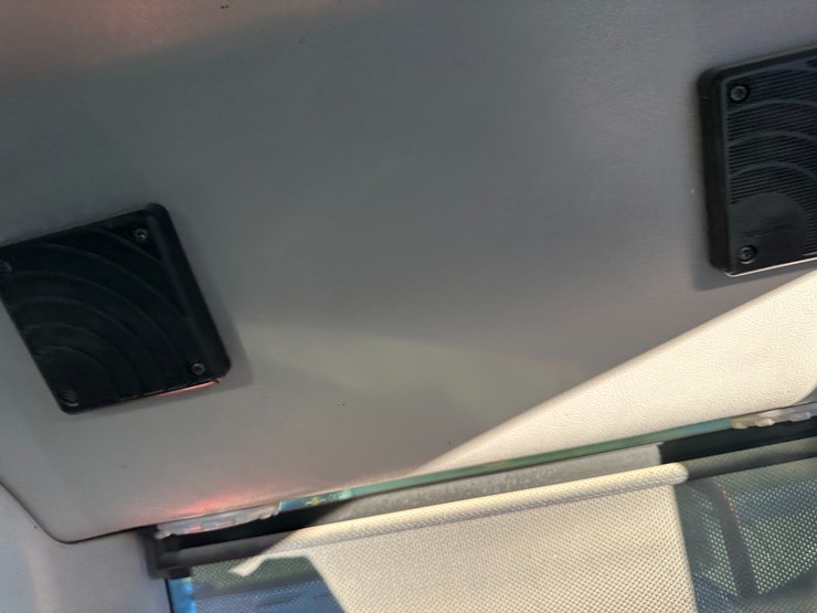 #32824-•-2022-volvo-ec160e-crawler-excavator-w/hydraulic-thumb-image-94