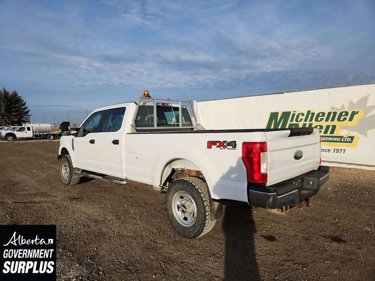 2017-ford-f350-image-2