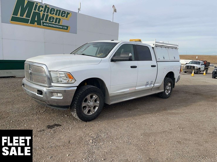 2018-dodge-2500-image-1