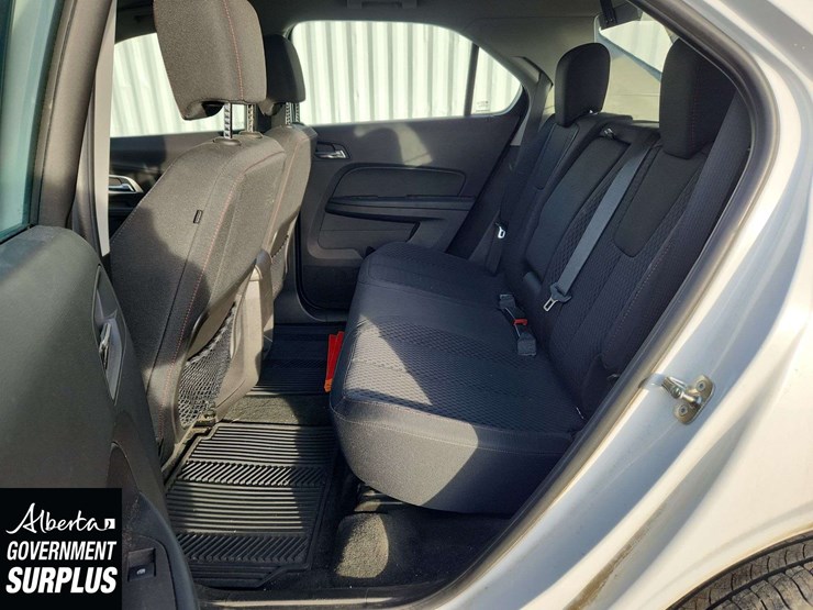 2014-chevrolet-equinox-image-26