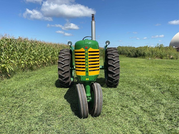 oliver-super-88-image-2