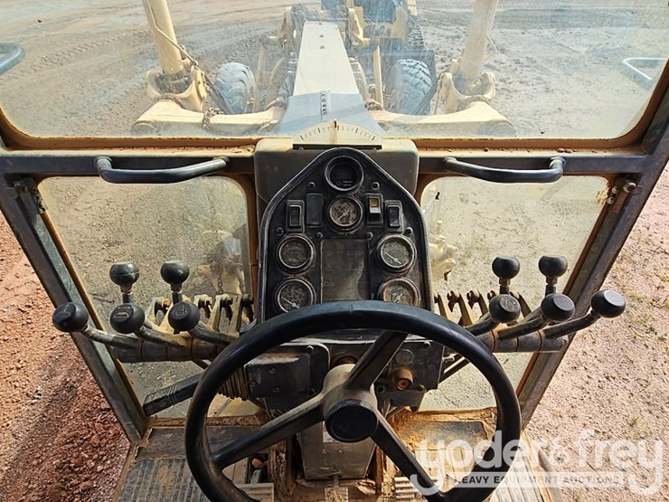 2002-volvo-g720-vhp-image-28