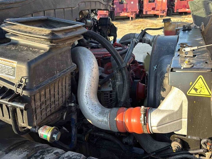 2020-international-mv607-image-9