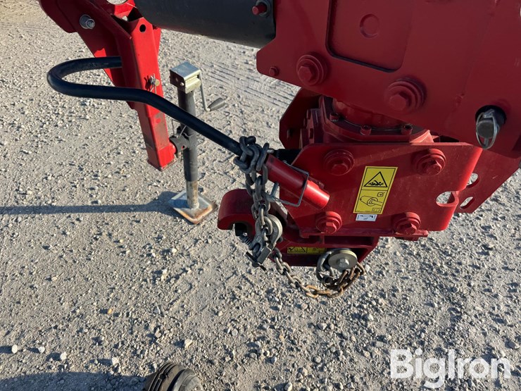 2017-new-holland-313-image-10