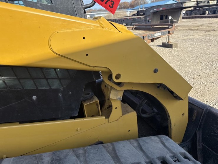 2017-caterpillar-289d-image-22